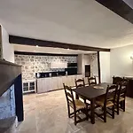 בית נופש Le Logis De La Bastide
