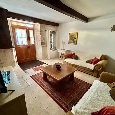 Logis De La Bastide, Climatise Au Coeur Du Village Lauzerte