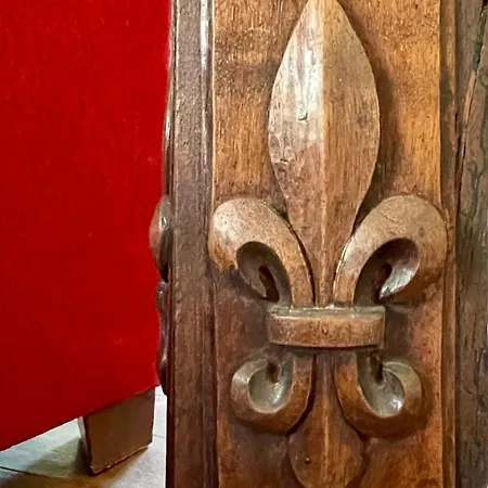 Le Logis De La Bastide 로제르트