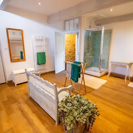 Logis De La Bastide, Climatise Au Coeur Du Village Lauzerte