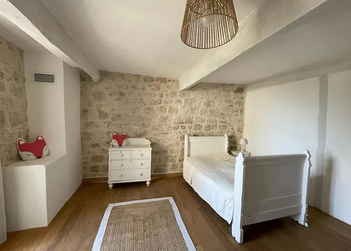 Le Logis De La Bastide 洛泽特