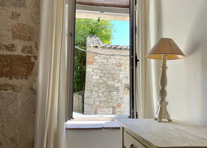 Le Logis De La Bastide * 洛泽特